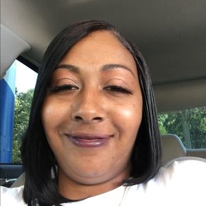 Meet your Posher, Temicka